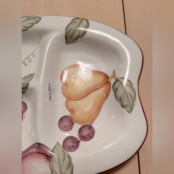 Sectional Fruit Plate - Picture 3 of 4